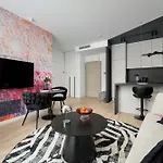 Air Conditioned In Center By Renters Prestige Breslavia
