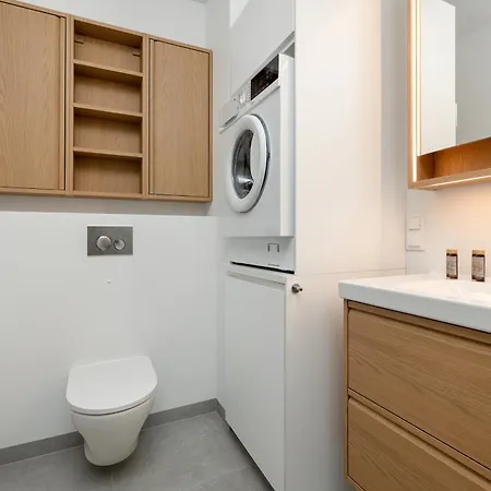 Apartman Air Conditioned In Center By Renters Prestige *