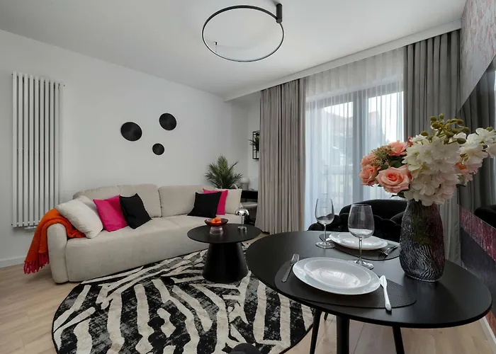 Apartamento Air Conditioned In Center With Parking By Renters Prestige Breslavia