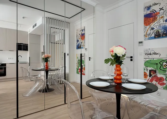 Air Conditioned Apartments In Wroclaw Center By Renters Prestige * ורוצלב